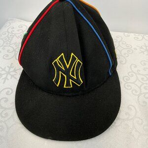New Era 9FIFTY New York Yankees Black Snapback Cap With Multicolored Panels